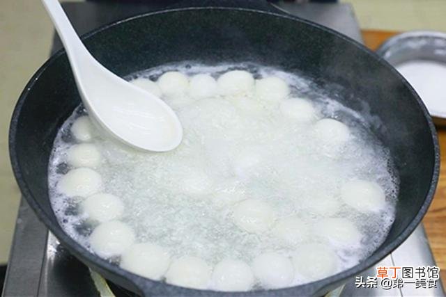 汤圆怎么煮不破皮不露馅 汤圆是冷水煮还是热水煮