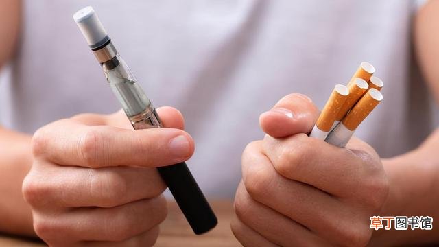 电子烟与传统香烟相比谁的危害更大 电子烟的危害究竟有多大