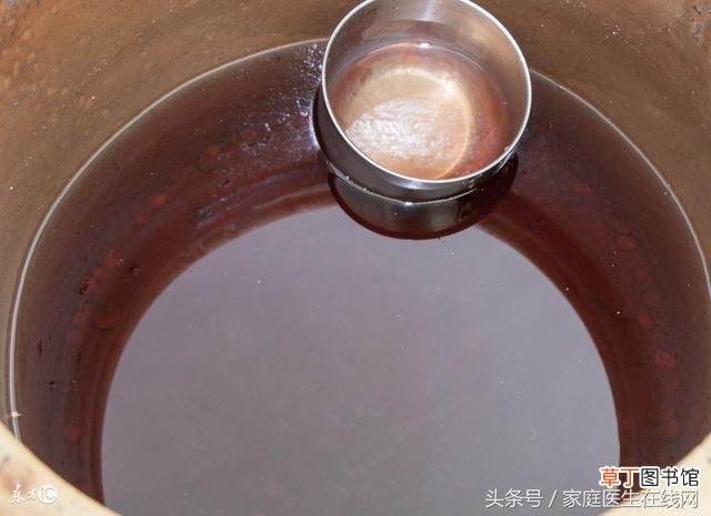喝自酿葡萄酒等于慢性自杀 自酿葡萄酒有什么危害