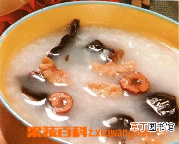 木耳粥的功效