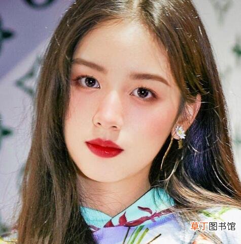 周也大学毕业了吗她现在发展方向是什么 周也北电哪一级