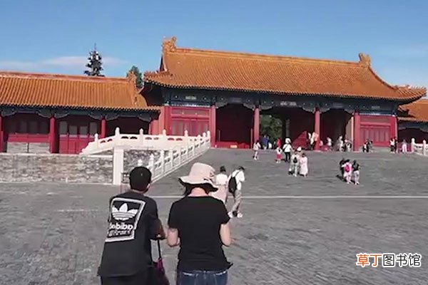 北京的皇宫是哪个朝代建的