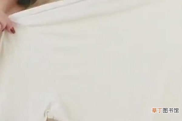 卫衣上的油渍时间久了怎么去除