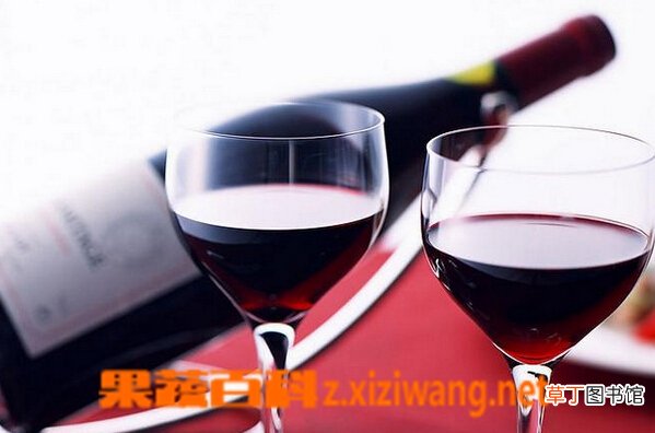男人喝红酒好吗 男人喝红酒的好处