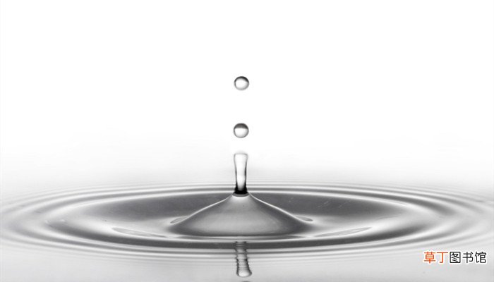 水润万物而不争下一句是什么 水润万物而不争是什么意思