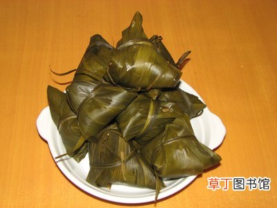 粽子煮和蒸哪个好吃 粽子是煮还是蒸