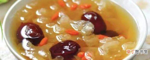 银耳煮红枣方法 煮银耳红枣汤的方法