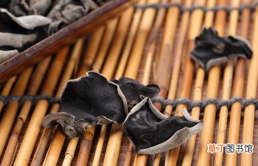 过期食品扔还是不扔 舍不得扔的过期食品有科学依据
