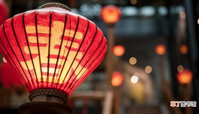 被4整除的是平年还是闰年多少天 能被四整除的是什么年平年还是闰年