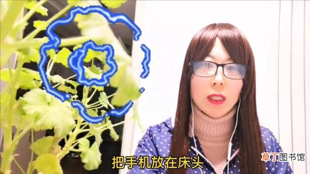 飞机上不开飞行模式会怎样 飞机上开飞行模式可以么