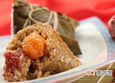 夏天粽子不放冰箱会坏吗 夏天粽子常温能放多久