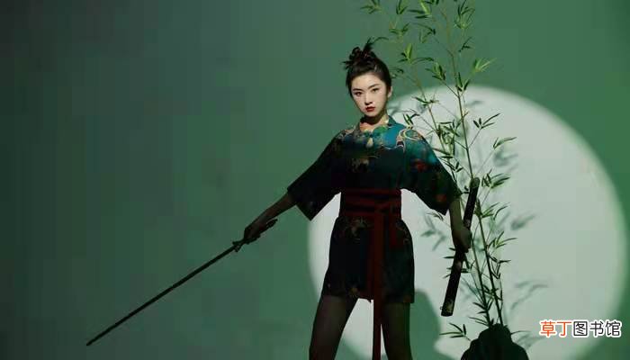 宝剑赠友文言文翻译宝剑赠友的翻译