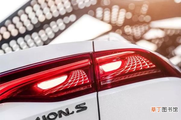 续航410-510公里，补贴后售价13.98-20.58万，广汽AionS上市