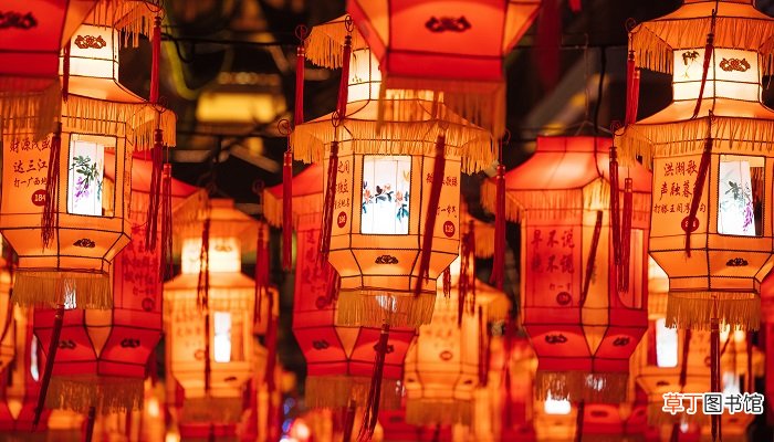关于节日的古诗10首 关于节日的古诗10首有哪些