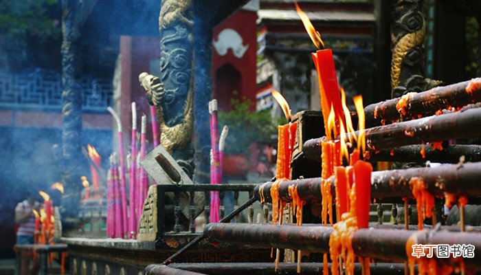 燕归柳荡正清明,出城踏青去寻春什么意思 燕归柳荡正清明出城踏青去寻春