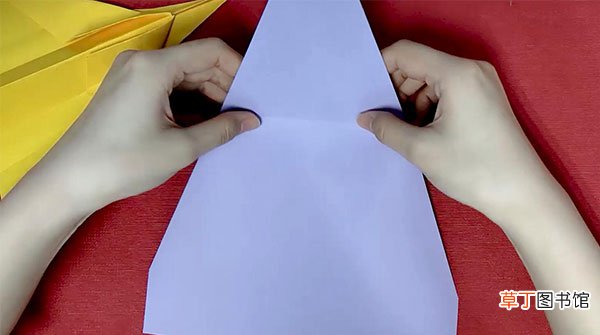 直线纸飞机怎么折