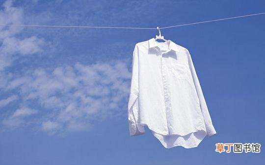衣服沾上顽渍怎么办？巧去衣服顽渍的方法