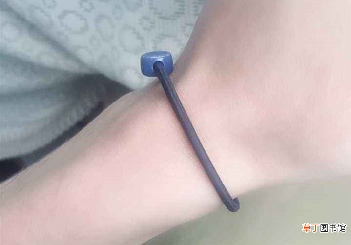 为什么女生会送男生黑色头绳？