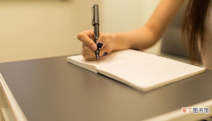 蔺相如对秦王说这块璧有点小毛病改为转述句