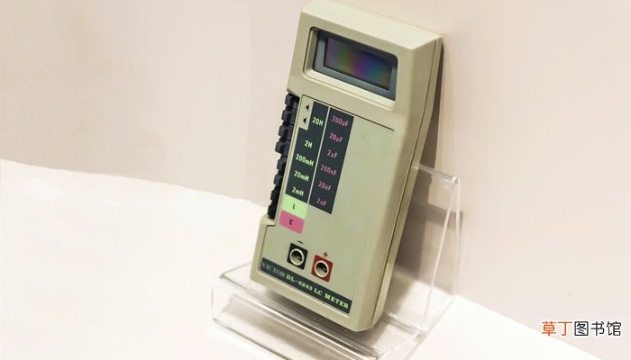 电压表的工作原理是什么