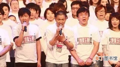 回顾众星援助汶川:吴京累到一顿吃7个馒头,周迅包几千个粽子