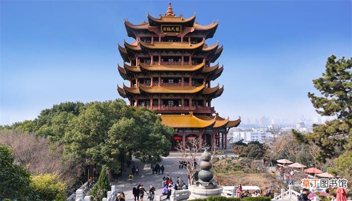 芳草萋萋鹦鹉洲是哪首诗