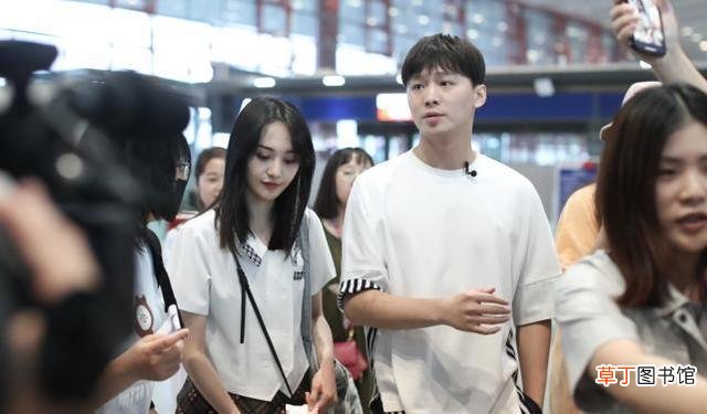 郑爽败诉！张恒获得孩子抚养独立决定权，为代孕行为致歉