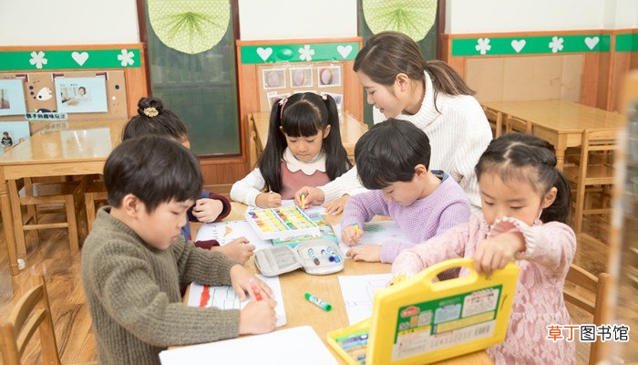 私立幼儿园老师要求