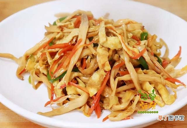 干黄花菜怎么炒简单又好吃 黄花菜的做法