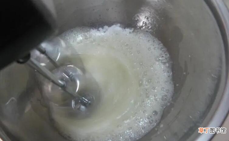 蛋清有蛋黄打不发补救加醋是白醋