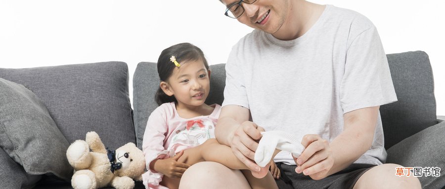 幼儿园穿鞋子小口诀