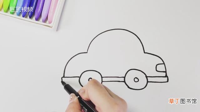 怎样画好看的汽车简笔画