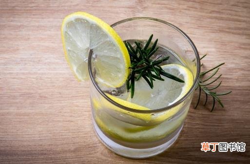 柠檬功效大揭秘 教你泡一杯优质柠檬水让你清凉度夏