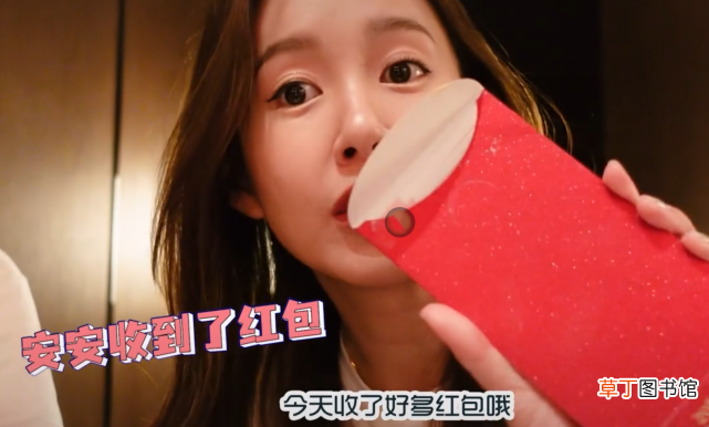 陈赫陪张子萱回娘家探亲 当家人面上演摸头杀