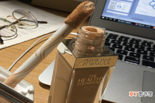 油皮应该如何化妆