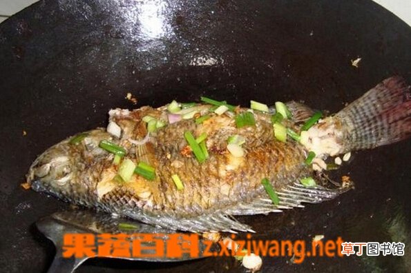 烧鱼怎么不粘锅 烧鱼的小技巧