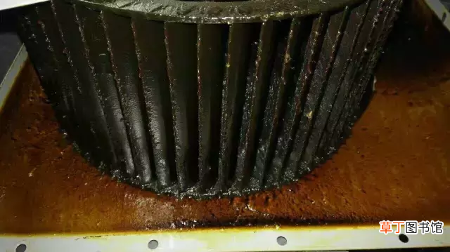 油烟机为啥要找专业人清洗 专业清洗厨房油烟机