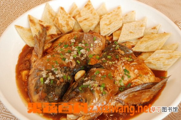 鱼头泡饼怎么做好吃 鱼头泡饼的做法