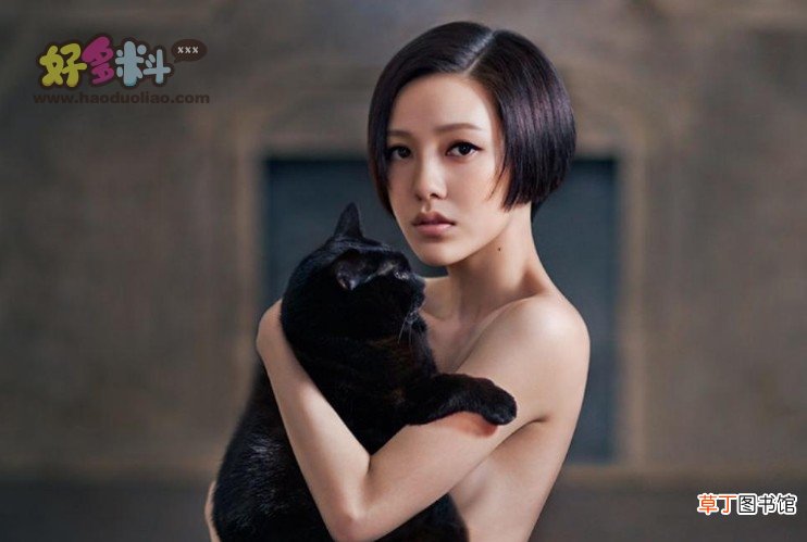 她们的身高都不足一米六 较娇小可人的女明星都有谁