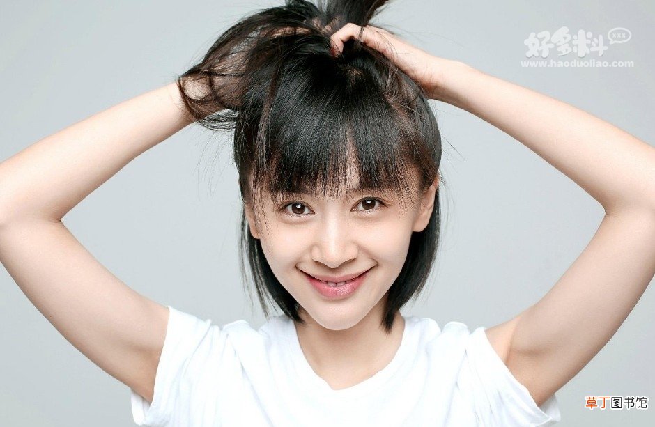 她们的身高都不足一米六 较娇小可人的女明星都有谁