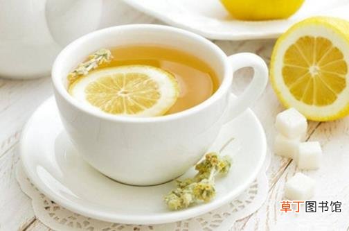 去除口臭的食谱大全 多喝柠檬水缓解口臭