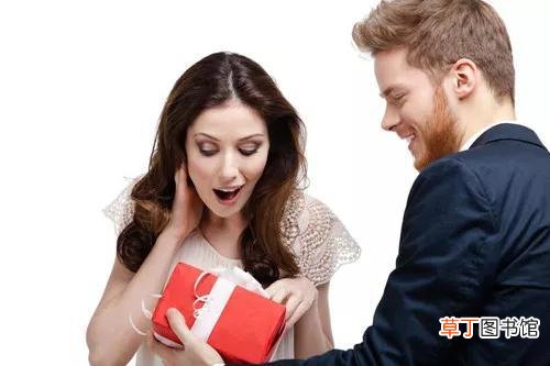 送什么礼物给老婆最好 七夕送老婆什么礼物最好呢