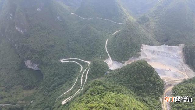 违规开采建设触目惊心 广西一世界地质公园被“开膛破肚”