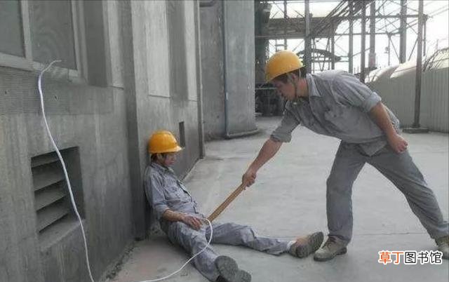 如何预防漏电的正确方法 为什么热水器会发生漏电现象
