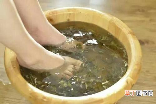 艾叶泡脚有什么禁忌-艾叶泡脚的禁忌是什么