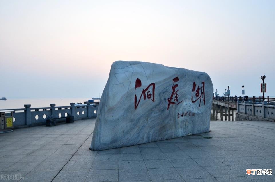 关于岳阳楼的诗句古诗 岳阳楼古诗名句