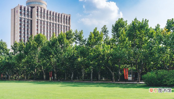 武汉海军工程大学是985还是211