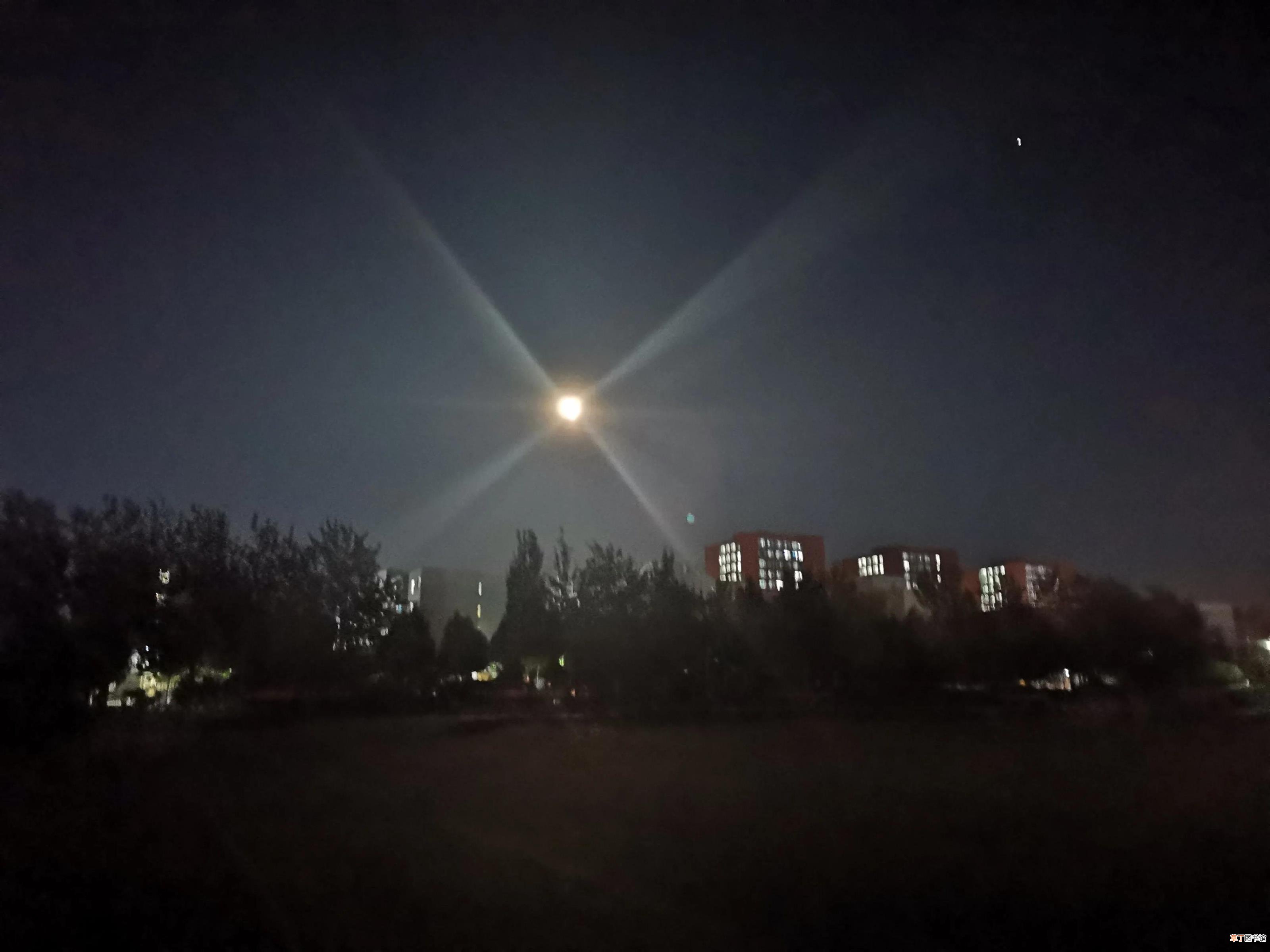 学生会面试自我介绍 要从这三个方面来介绍