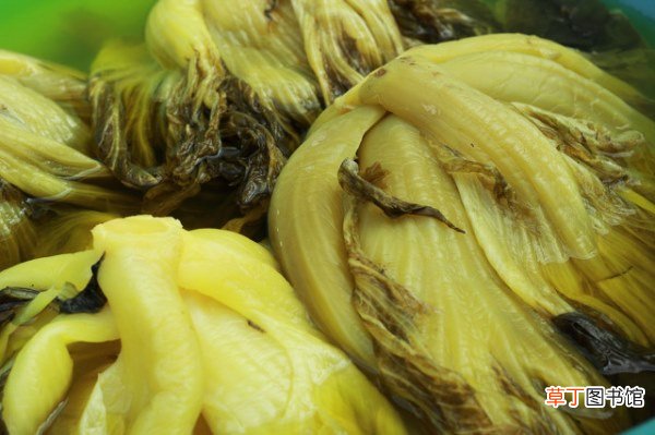 梅干菜是什么菜做成的,梅干菜是怎么做出来的？
