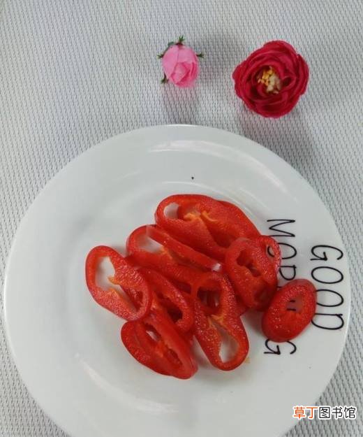 怎样做美味的鸡腿菇土豆烧排骨？